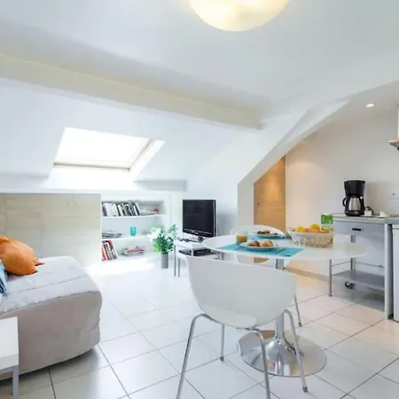 Port 1 - Spacious And W Ac On The Port Appartement