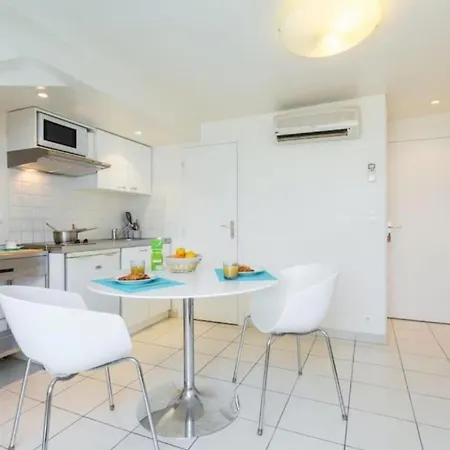 Port 1 - Spacious And W Ac On The Port Apartamento